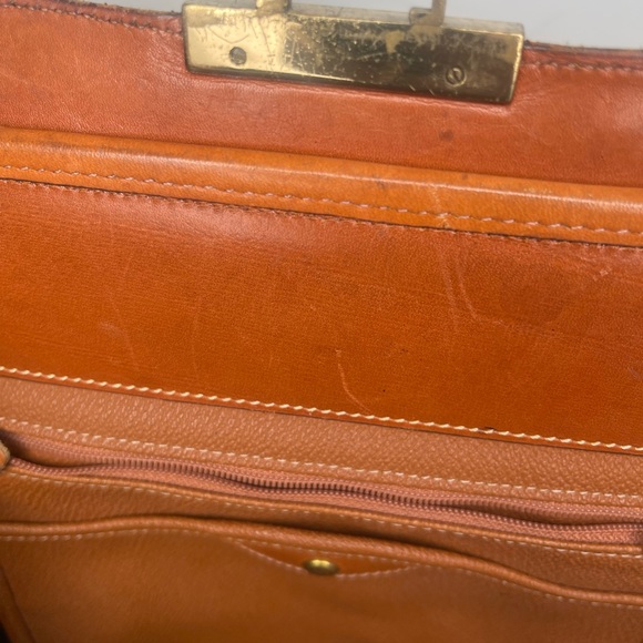 Dooney & Bourne Vintage Black and Brown Leather Handbag - Picture 10 of 13